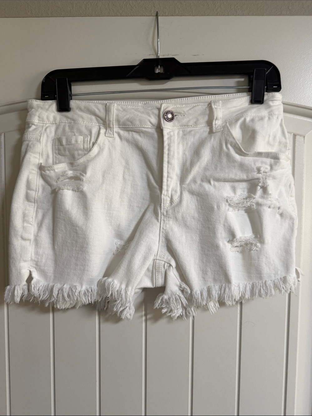 White Distressed Frayed Hem Women's Denim Shorts